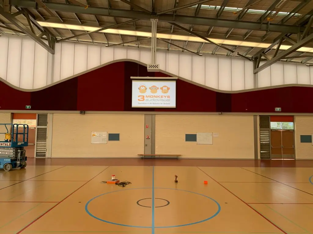 Undercover Area/School Hall High Brightness Projection System - Image 20